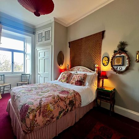 Central Apartment With Parking, Original Art And Antiques 에든버러 외부 사진