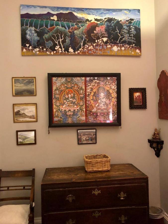 Central Apartment With Parking, Original Art And Antiques 에든버러 외부 사진